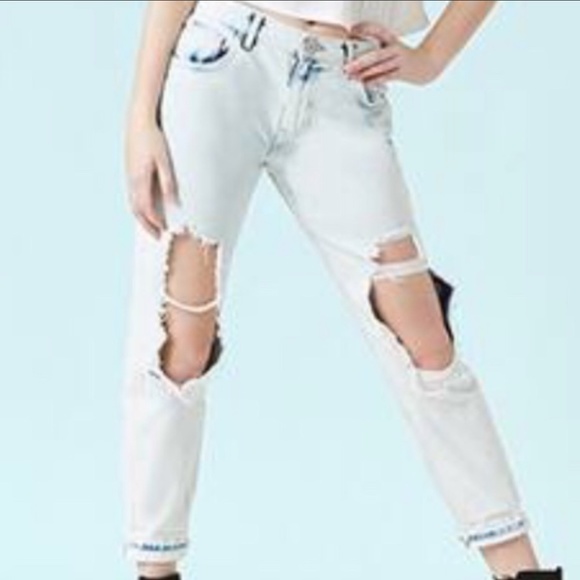 Distressed Acid Wash Boyfriend Jeans Size 26 - Picture 1 of 3